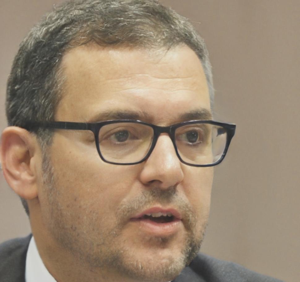 Director fundador de Yulmorithos