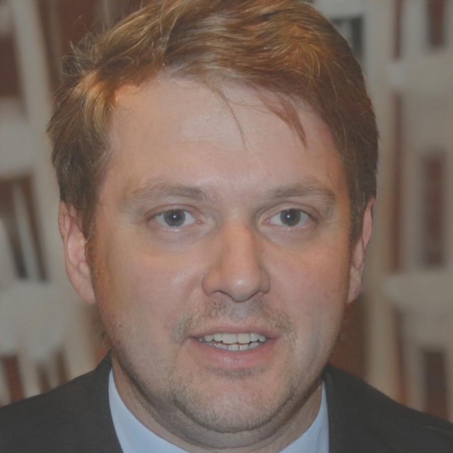 Instructor especializado en planificación financiera personal